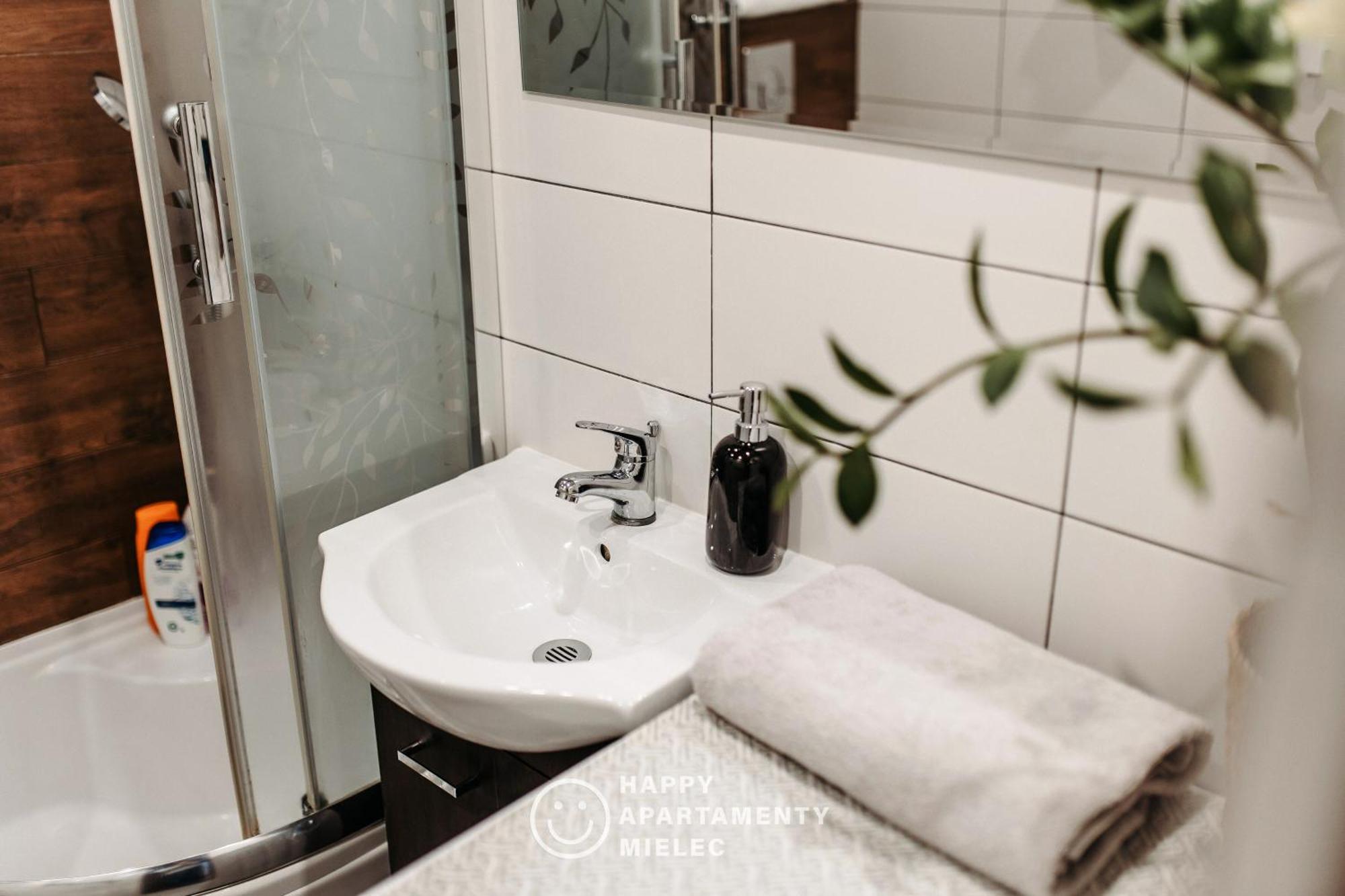 Happy Day - Apartamentyhappy Pl Mielec Extérieur photo